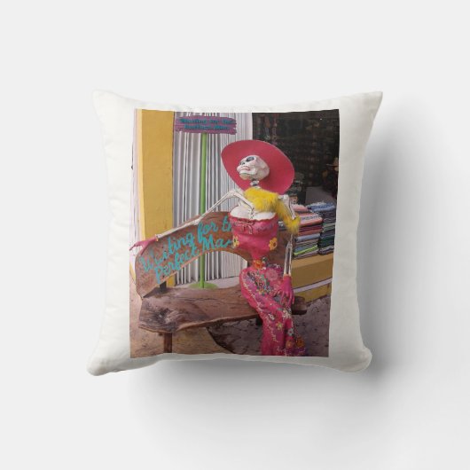 完全な人を待っていること クッション (裏面)