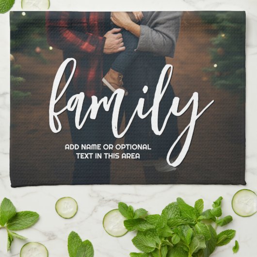 完全な写真 – 垂直カスタムスクリプトファミリ文字 キッチンタオル (折り畳み)