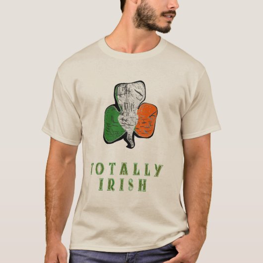 完全にアイルランド語の Tシャツ (正面)