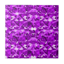 完全に紫色のダイヤモンド