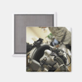 完全に組み立てられた航空機乗務員ヘルメット マグネット (正面/裏面)