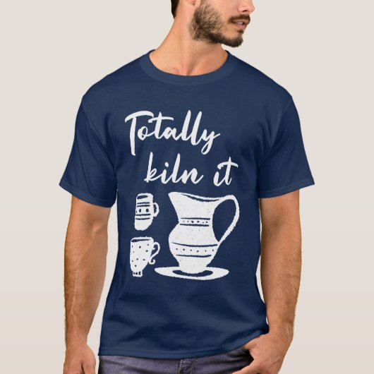 完全に飲んじゃうカップアート ジョークグッズ Tシャツ (正面)