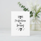 完成は退屈なおもしろい引用文はがき ポストカード (スタンド正面)