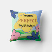 完璧であることは過大評価される クッション (裏面)