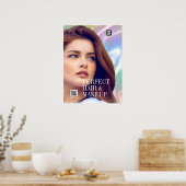 完璧なヘア＆メイク ガール ヘア サロン ロゴ QR コード ポスター (キッチン)