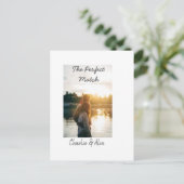 完璧なマッチ結婚のカップルの写真が追加さモダンれる ポストカード (スタンド正面)