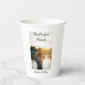 完璧なマッチ結婚のカップルの写真が追加さモダンれる 紙コップ (裏面)