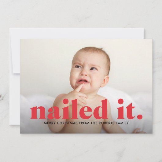 完璧な写真が撮れなかった? このユーモアあふれるクリスマスカードでホリデーシーズンの挨拶をしよう! シーズンカード (正面)