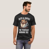 完璧な朝のデュオ コーヒーと猫 3 Tシャツ (正面フル)