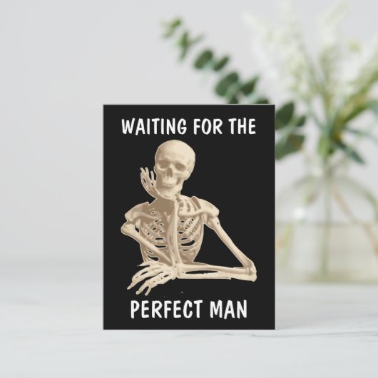 完璧な男性のスケルトンのポストカードを待おもしろいっている ポストカード (スタンド正面)
