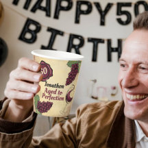 完璧な誕生日パーティーのワインの試飲に熟成