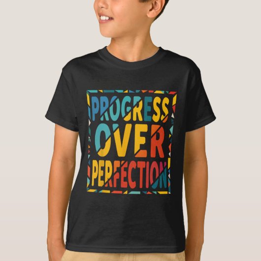 完璧より進歩 新学期 先生用 Tシャツ (正面)