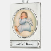 宗教男の赤ちゃんの天使の睡眠 シルバープレートバナーオーナメント (左)