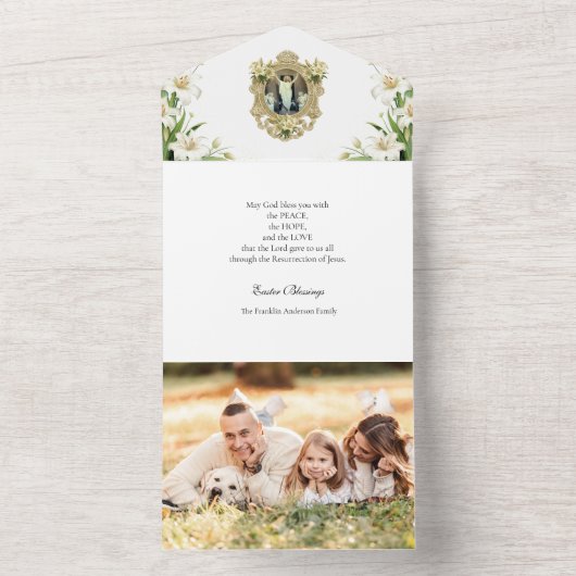 宗教的なイースターフォトホワイトリリー祈りの言葉 オールインワン招待状 (内側)