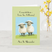 宗教的な双子の赤ちゃんシャワーおめでとう、双子 カード (黄色い花)