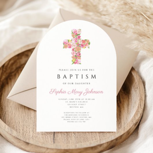 宗教的エレガントなピンクのフローラクロスバプテスムアーチ 招待状