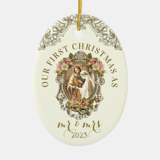 宗教的初めてのクリスマスミセス結婚ズ セラミックオーナメント (正面)