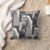 定型化された白馬頭パターン クッション (ブランケット)