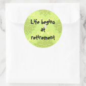 定年してから人生が始まる ステッカー (バッグ)