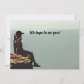 定年登山次の冒険崖の上の女性 招待状 (裏面)