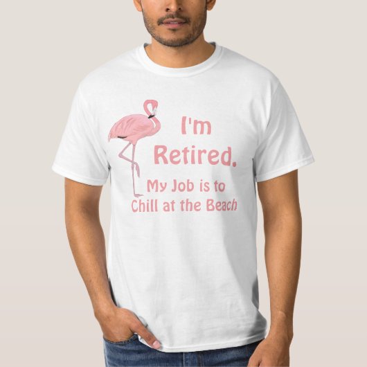 定年退職の楽しいビーチテーマ フラミンゴ 退職 Tシャツ (正面)