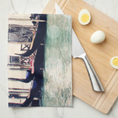 宛先 |ヴェネツィアのウォーターフロント写真 キッチンタオル (四つ折り)