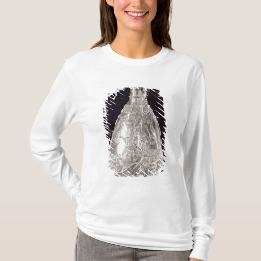 宝庫からの鳥が付いているEwerの Tシャツ (正面)