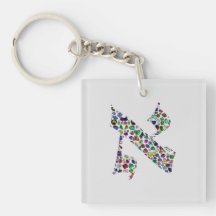 宝石で作られたヘブライ語の手紙ALEF