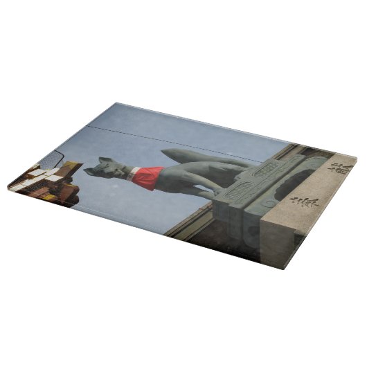 宝石を口に入れたキツネキツネ(キツネ) カッティングボード (角)