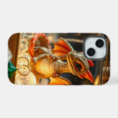 宝石箱に入ったかわいい龍 iPhone 15ケース (裏面横)