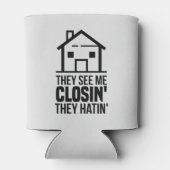 実在不動産エージェント彼らは私を閉じるGagを見る 缶クーラー (裏面)