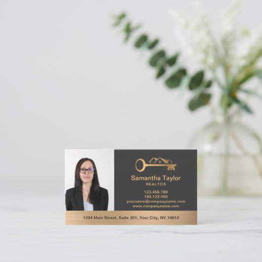 実在不動産プロフェッショナル写真とロゴの追加 名刺 (スタンド正面)