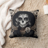 実存性ライトヴィンテージ女性スカルポートレート3 クッション (ブランケット)