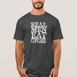 実質の人はカップケーキを食べます Tシャツ