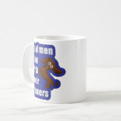 実質の人は彼らのウインナー、おもしろいなダックスフントと遊びます コーヒーマグカップ (正面左)