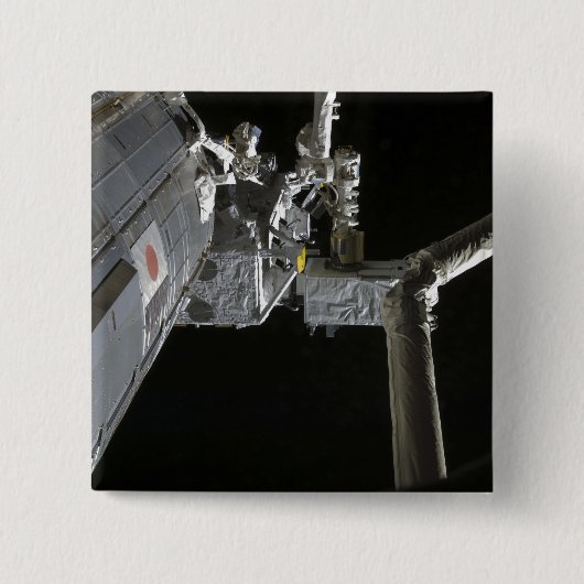 実験モデルのロボット日本のアーム 缶バッジ (正面)