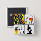 実験室4の正方形-ビーカー/顕微鏡 缶バッジ (正面&裏面)