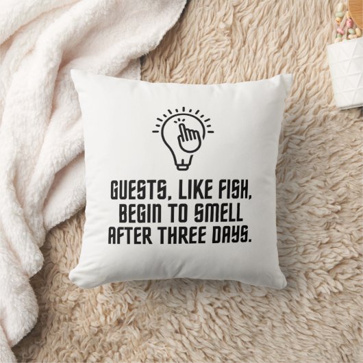 客は魚が好き クッション (ブランケット)