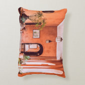 室内のエリア近傍に植物を有するプランター アクセントクッション (裏面(縦))