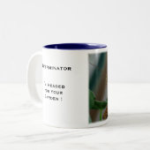 害虫駆除業者のコーヒー・マグ ツートーンマグカップ (正面左)