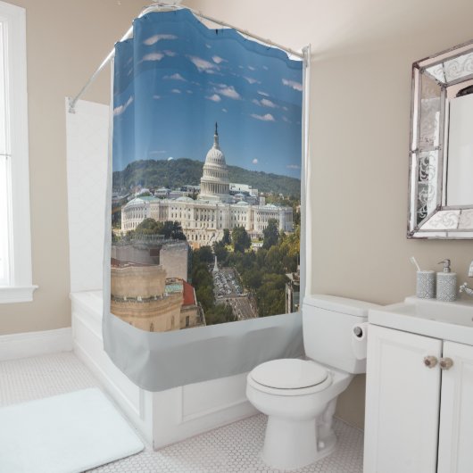 「家って何だ？ シャワーカーテン (インサイチュ)