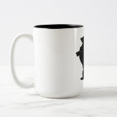 家のダックスフント"夕食"はコーヒー・マグを来ています ツートーンマグカップ (左)