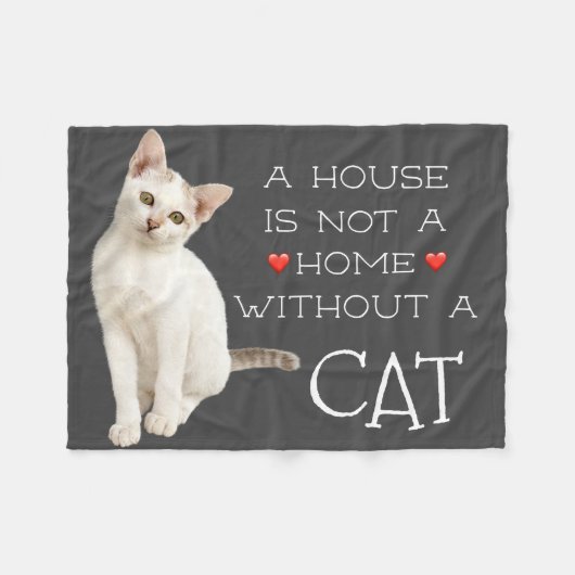 家の中の白猫ではない家 フリースブランケット (正面(横))