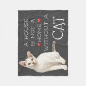 家の中の白猫ではない家 フリースブランケット (正面)