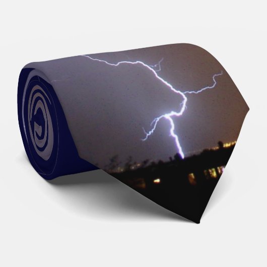家の後ろの落雷 ネクタイ (ロール)