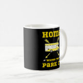 家はバンライフを駐車する場所である コーヒーマグカップ (正面右)