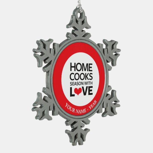 家は愛の季節を調理します スノーフレークピューターオーナメント (左)