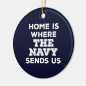 家は海軍が私達に円のオーナメントを送るところです セラミックオーナメント (左)