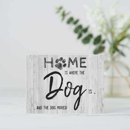 家は犬がペット移動する引っ越しましたである ポストカード (スタンド正面)