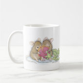 家マウスのDesigns®のマグ コーヒーマグカップ (左)